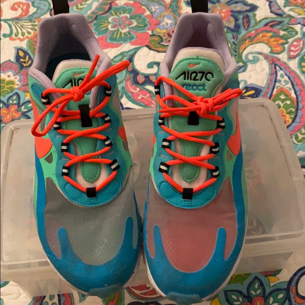 Nike Air 270